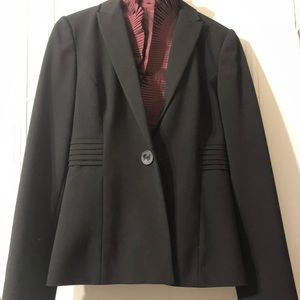 Calvin Klein Top and Blazer Set sz 2 Petite.